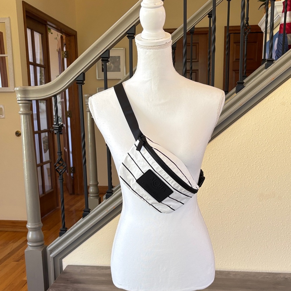 ALOHA Collection NWOT Black & White Striped Waist or Crossbody Bag Mini Hip Bag